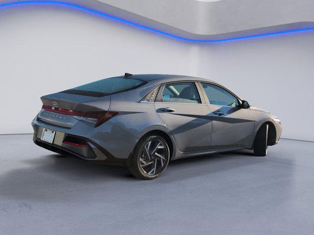 new 2025 Hyundai Elantra car, priced at $26,404