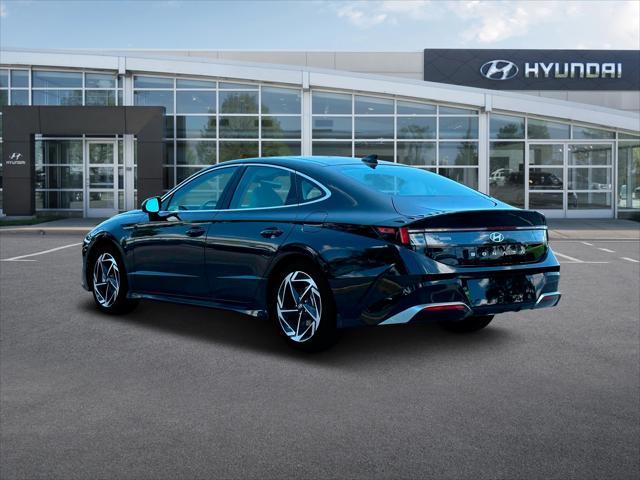 new 2024 Hyundai Sonata car, priced at $32,989