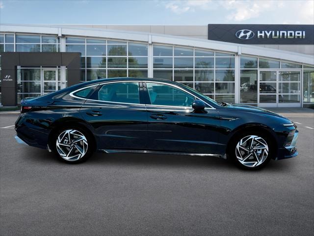 new 2024 Hyundai Sonata car, priced at $32,989