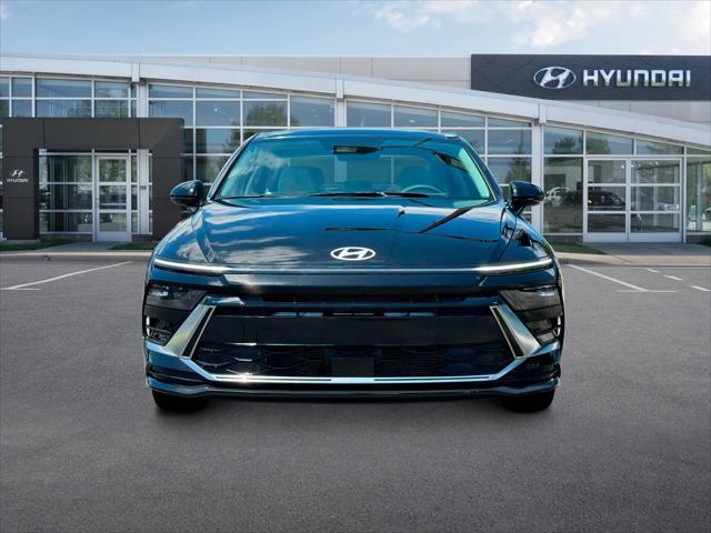 new 2024 Hyundai Sonata car, priced at $32,989