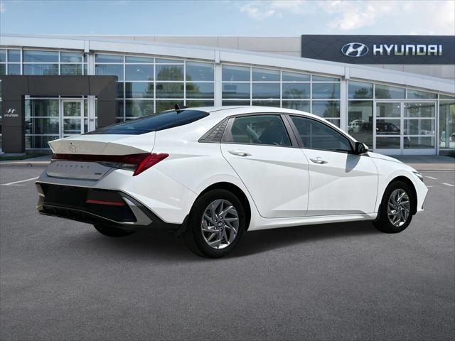 new 2025 Hyundai Elantra HEV car, priced at $27,944