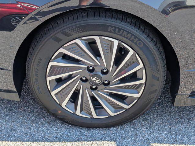 new 2025 Hyundai Sonata Hybrid car, priced at $35,822