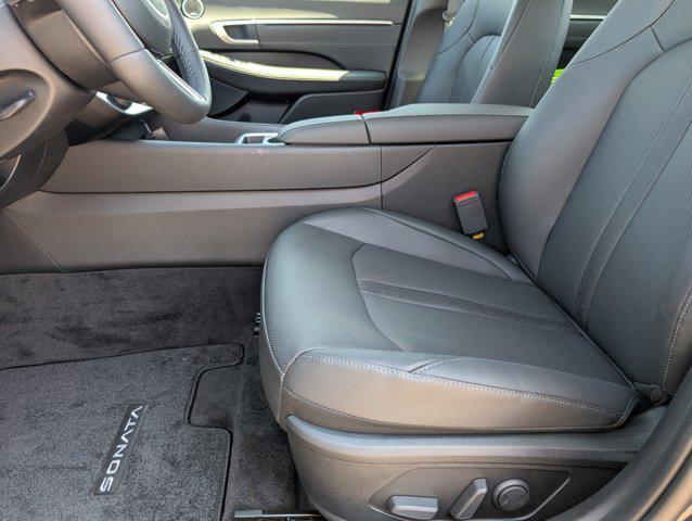 new 2025 Hyundai Sonata Hybrid car, priced at $35,822