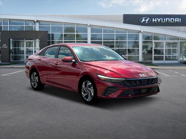 new 2025 Hyundai Elantra car, priced at $26,061