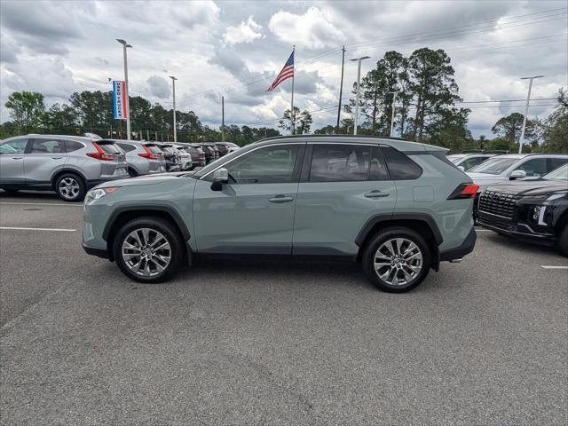 used 2020 Toyota RAV4 car, priced at $28,654