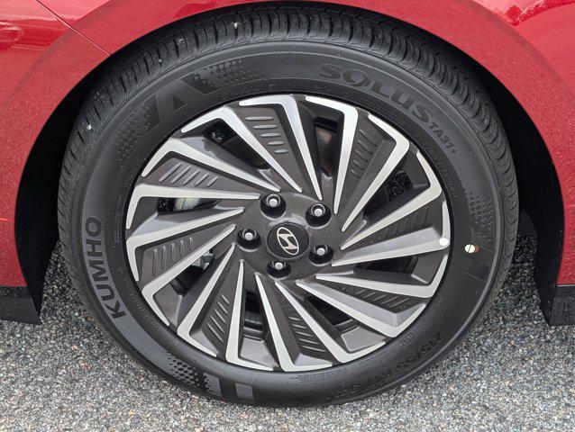 new 2025 Hyundai Sonata Hybrid car, priced at $30,081