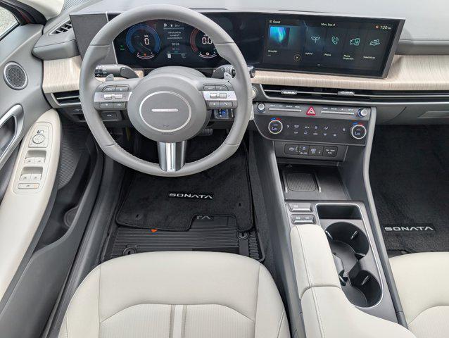 new 2025 Hyundai Sonata Hybrid car, priced at $30,081