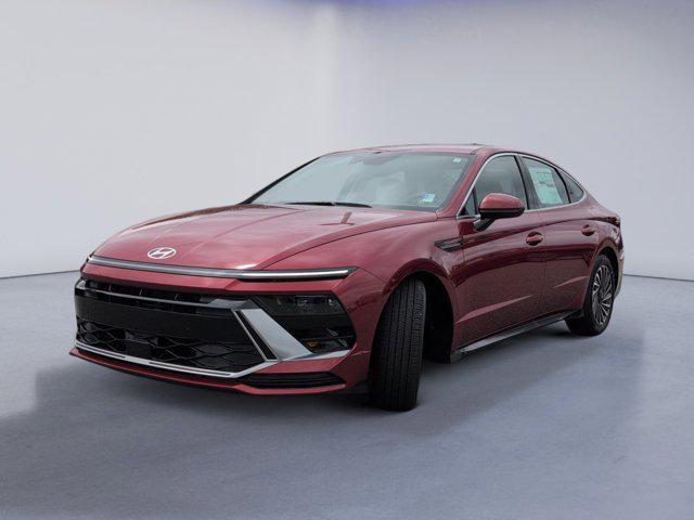 new 2025 Hyundai Sonata Hybrid car, priced at $30,081