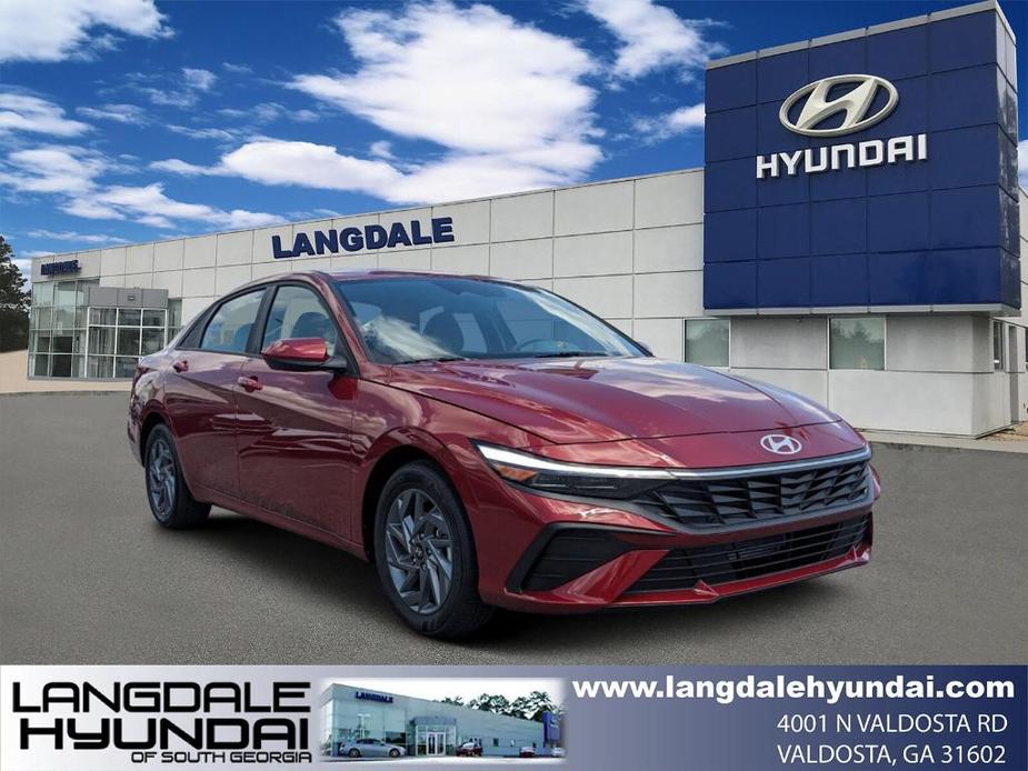 new 2024 Hyundai Elantra car, priced at $26,044