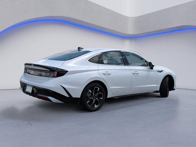 new 2025 Hyundai Sonata car, priced at $28,080