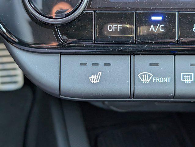 new 2025 Hyundai Elantra car, priced at $27,980