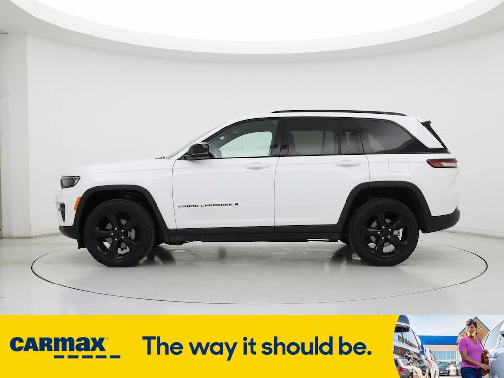 used 2024 Jeep Grand Cherokee car, priced at $39,998