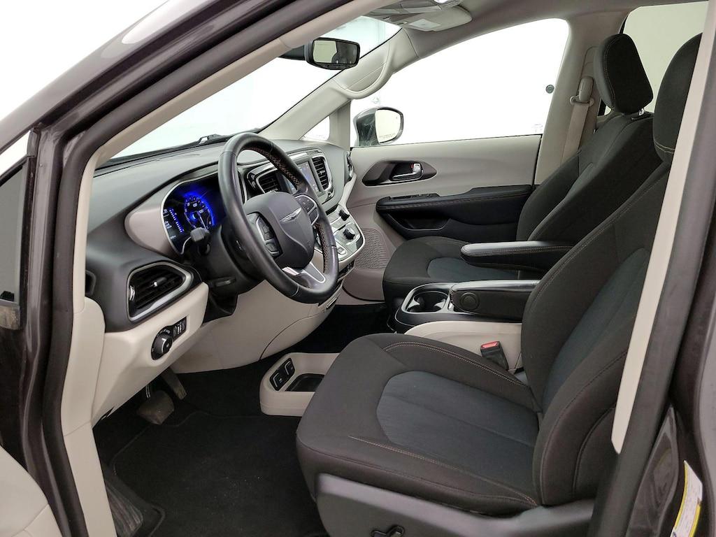 used 2020 Chrysler Pacifica car, priced at $26,998