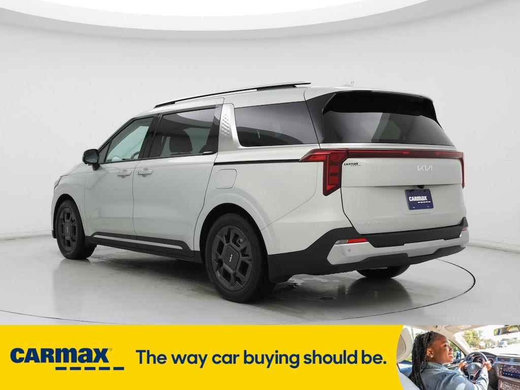 used 2025 Kia Carnival car, priced at $43,998