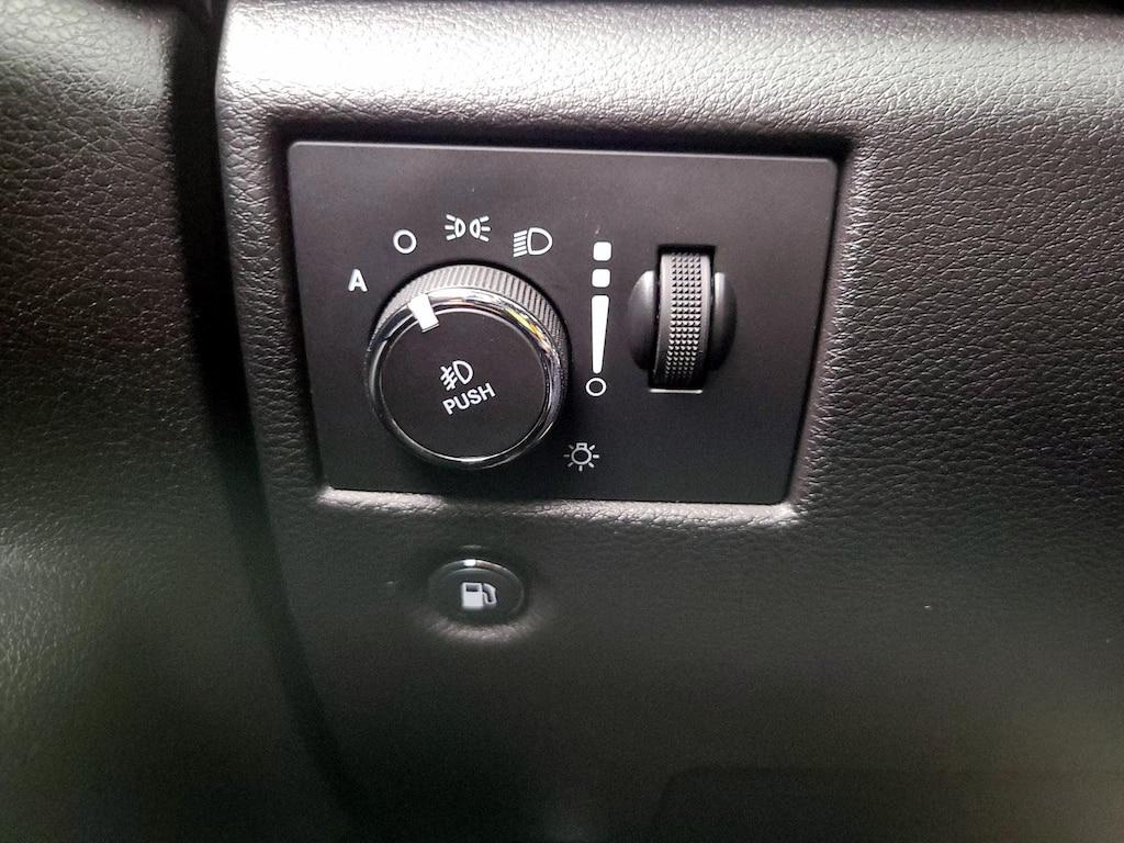 used 2020 Jeep Grand Cherokee car, priced at $29,998