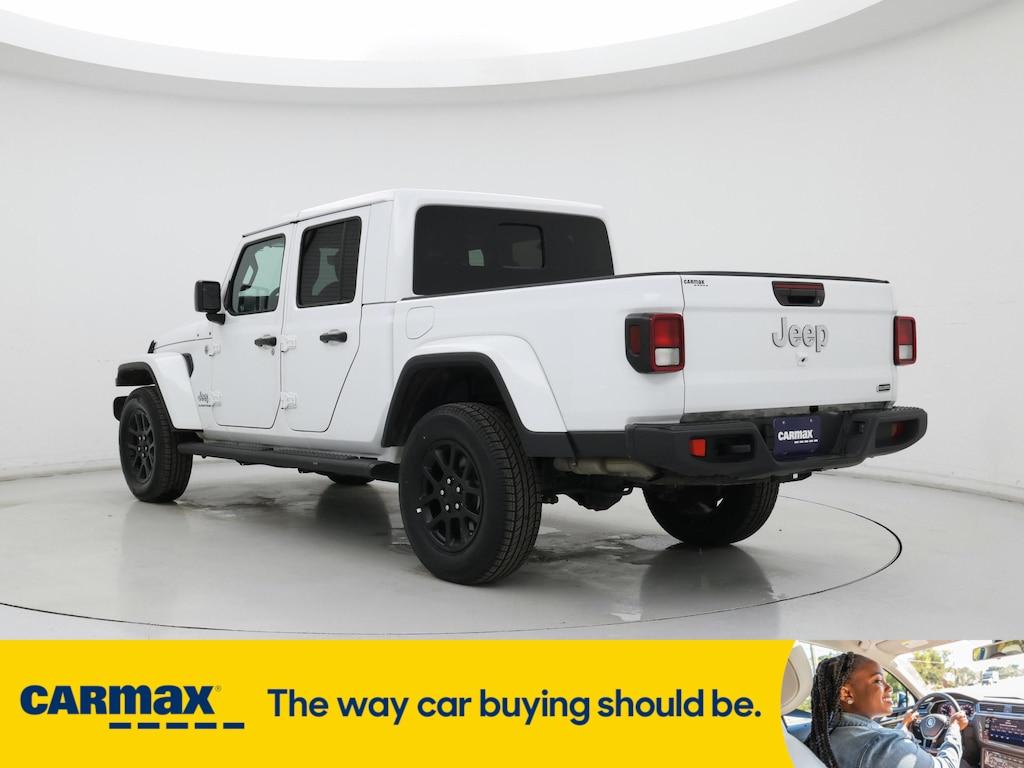 used 2023 Jeep Gladiator car, priced at $31,998