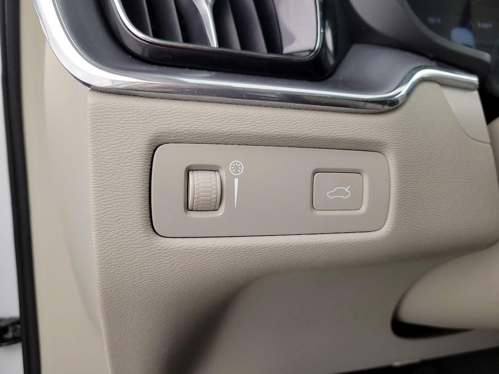 used 2019 Volvo XC60 car, priced at $28,998