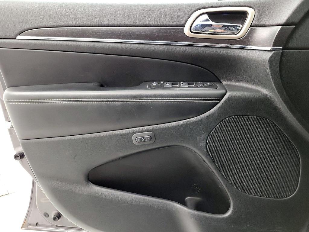 used 2014 Jeep Grand Cherokee car, priced at $17,998