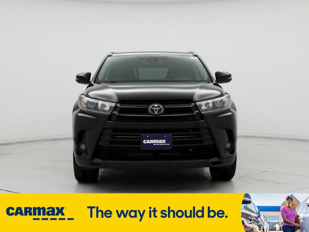 used 2019 Toyota Highlander car, priced at $30,998