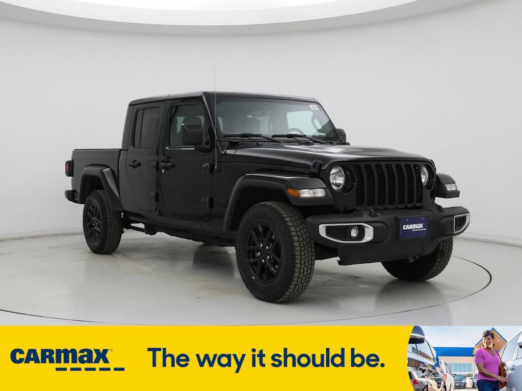 used 2023 Jeep Gladiator car, priced at $31,998