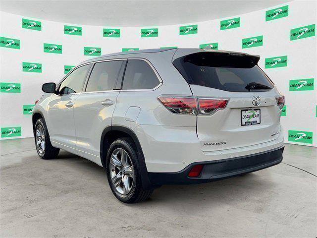 used 2016 Toyota Highlander car, priced at $22,950