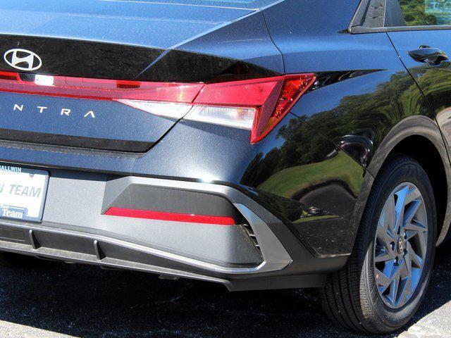 new 2024 Hyundai Elantra car, priced at $24,220