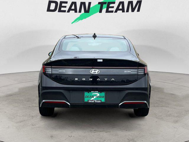 new 2025 Hyundai Sonata car, priced at $27,108