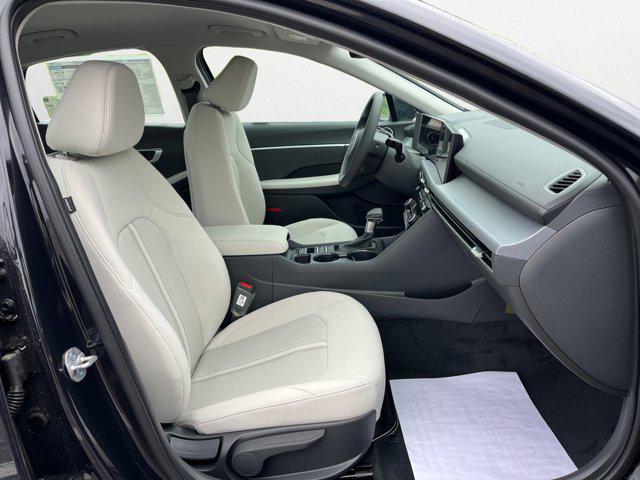new 2025 Hyundai Sonata car, priced at $27,108