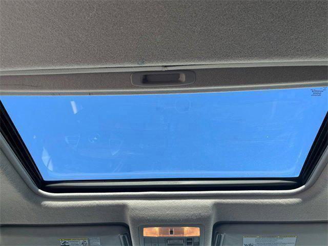 used 2013 Toyota Highlander car, priced at $13,750