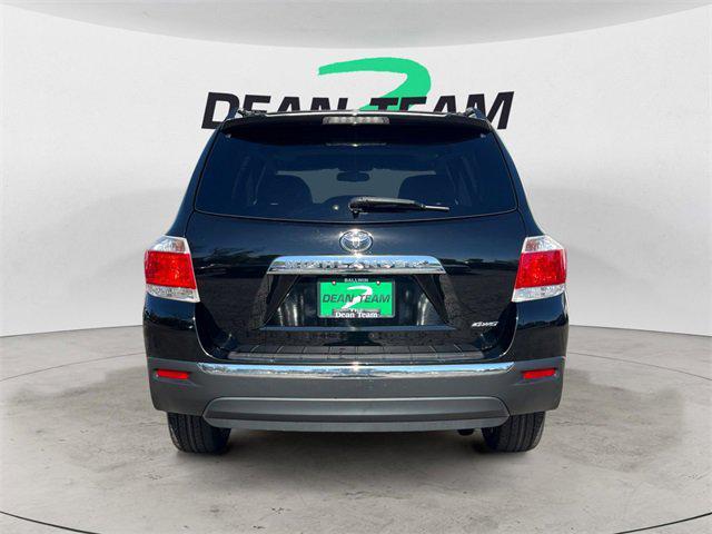 used 2013 Toyota Highlander car, priced at $13,950