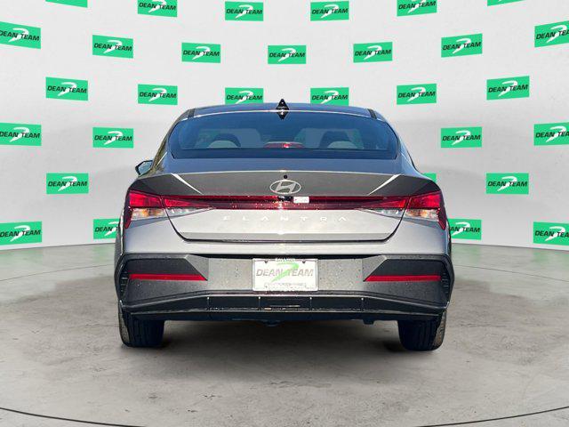 new 2024 Hyundai Elantra car, priced at $24,255