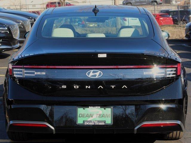 new 2024 Hyundai Sonata car, priced at $31,262