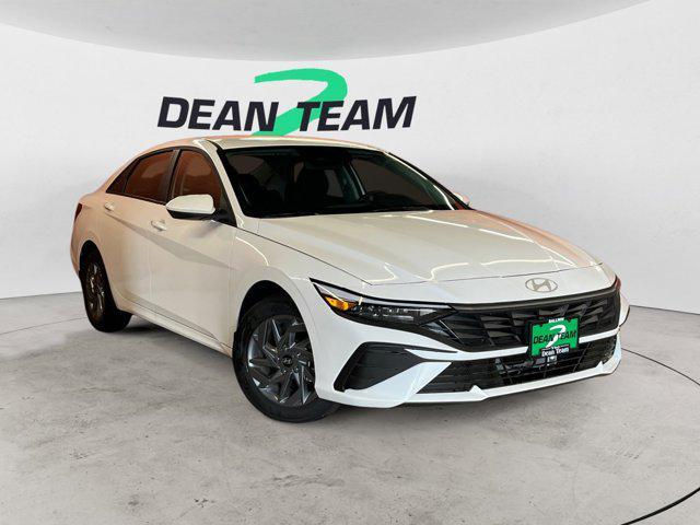 new 2025 Hyundai ELANTRA HEV car, priced at $27,202
