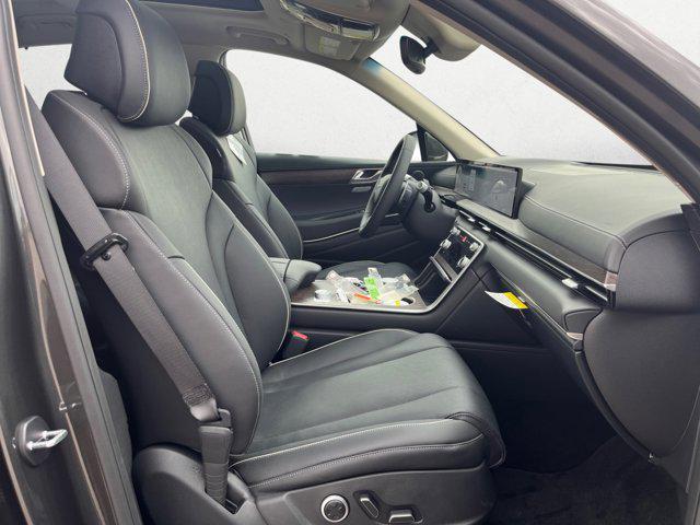 new 2025 Genesis GV80 car, priced at $69,227