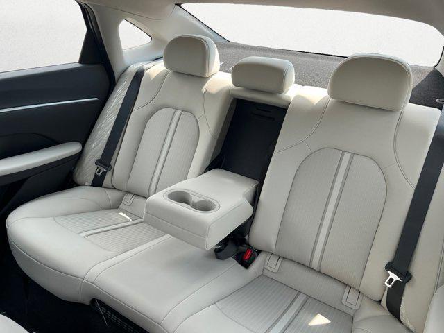 new 2025 Hyundai Sonata Hybrid car, priced at $32,339