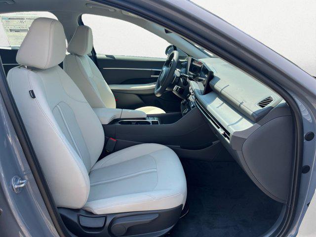 new 2025 Hyundai Sonata car, priced at $29,820