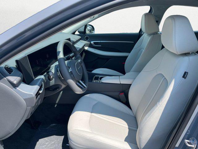 new 2025 Hyundai Sonata car, priced at $29,820