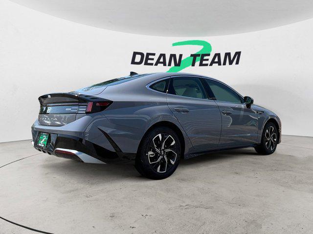 new 2025 Hyundai Sonata car, priced at $29,820