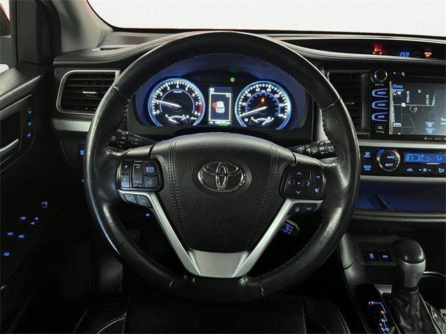 used 2017 Toyota Highlander car, priced at $21,550