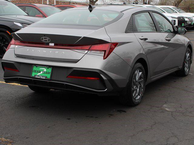 new 2024 Hyundai Elantra car, priced at $26,015