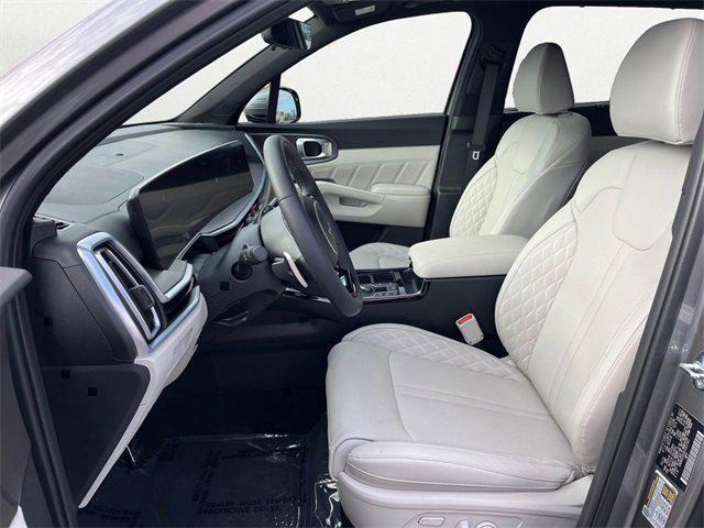 used 2025 Kia Sorento Hybrid car, priced at $43,950