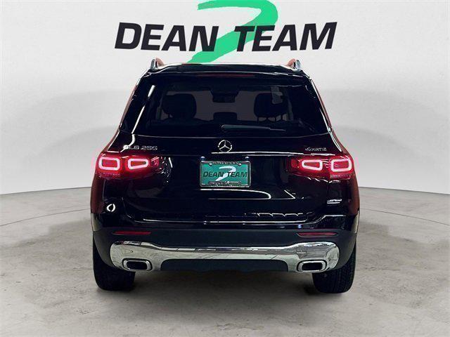 used 2021 Mercedes-Benz GLB 250 car, priced at $29,950