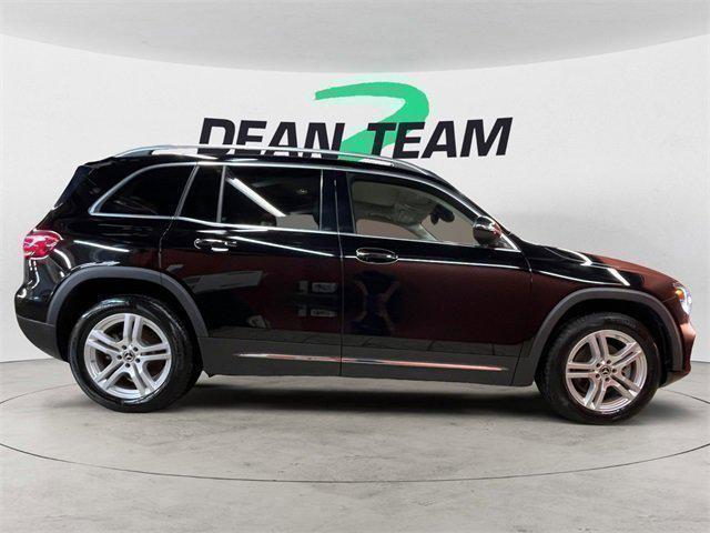 used 2021 Mercedes-Benz GLB 250 car, priced at $29,950