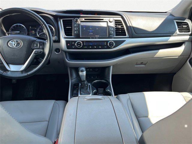 used 2019 Toyota Highlander car, priced at $27,950