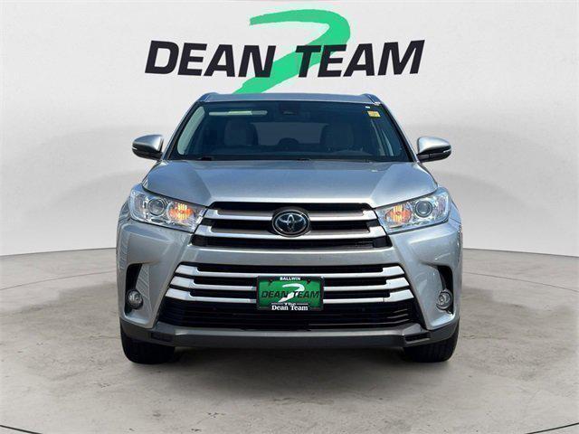 used 2019 Toyota Highlander car, priced at $27,950