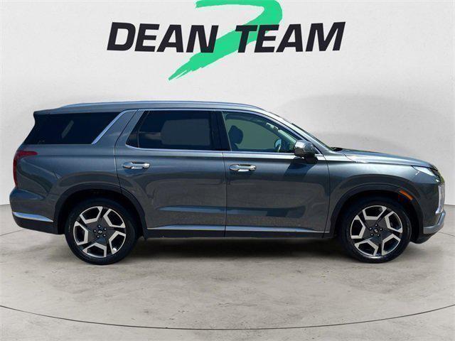 used 2024 Hyundai Palisade car, priced at $39,950