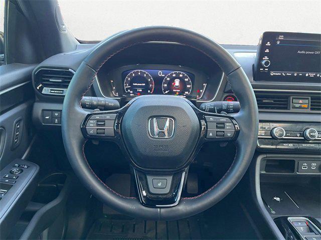 used 2025 Honda Pilot car, priced at $47,950