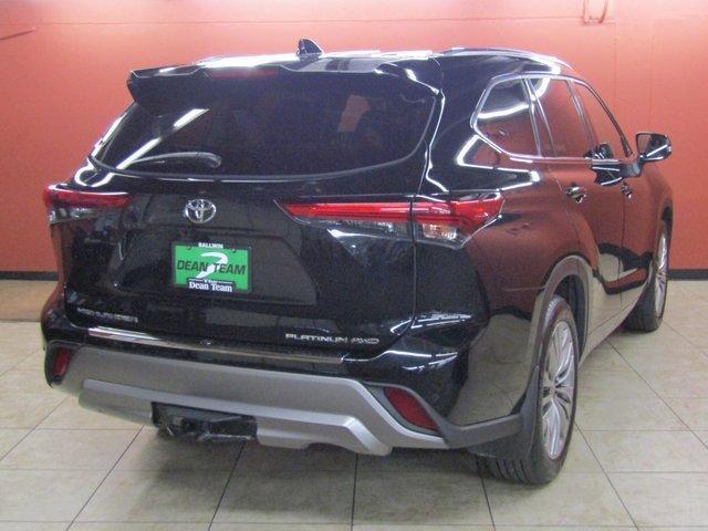 used 2021 Toyota Highlander car, priced at $40,950