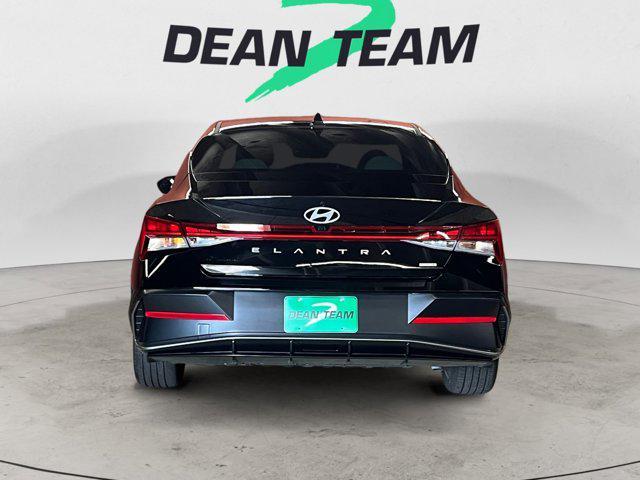 new 2025 Hyundai Elantra car, priced at $31,105