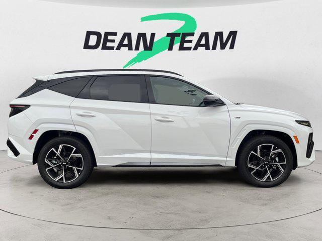 new 2025 Hyundai TUCSON Hybrid car, priced at $39,997